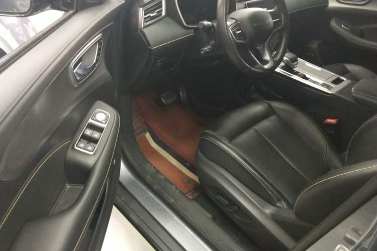 Used Roewe RX5 2020 PLUS 300TGI Automatic Ali National Style Ronglin Edition Driver Seat