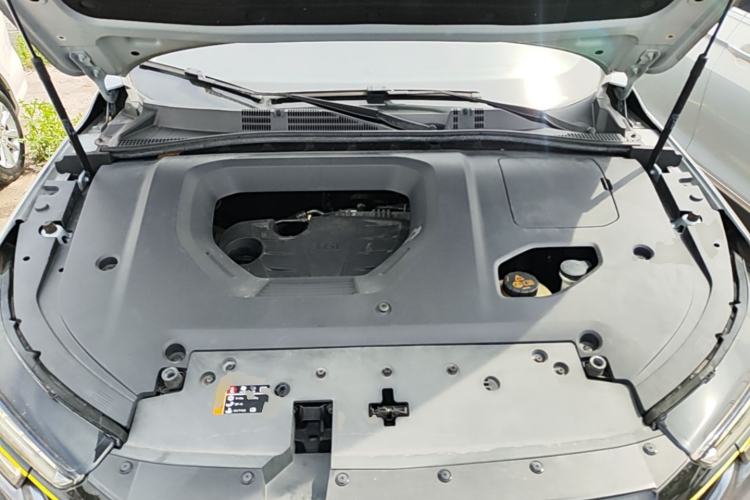 Used Roewe RX5 2020 PLUS 300TGI Automatic Ali National Trend Flagship Edition Engine Bay