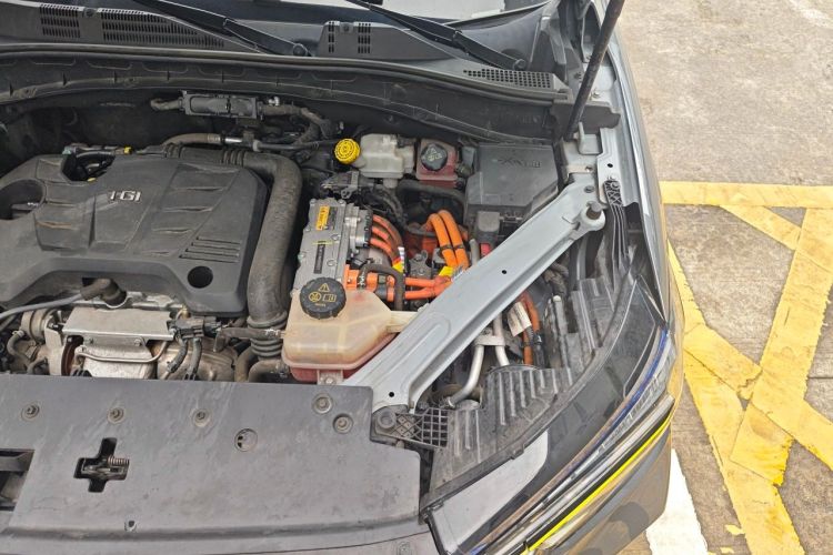 Used Roewe RX5 2020 PLUS 300TGI Automatic Ali National Style Ronglin Edition Engine Bay Left