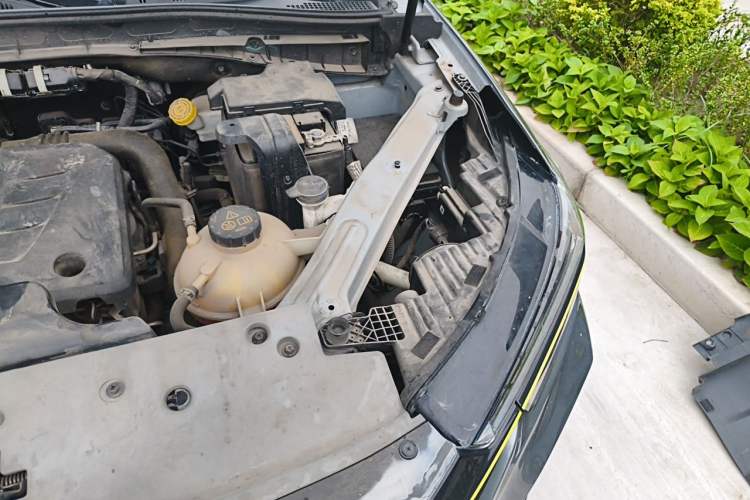 Used Roewe RX5 2020 PLUS 300TGI Automatic Ali National Style Ronglin Edition Engine Bay Left