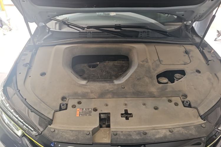 Used Roewe RX5 2020 PLUS 300TGI Automatic Ali National Style Luxury Edition Engine Bay