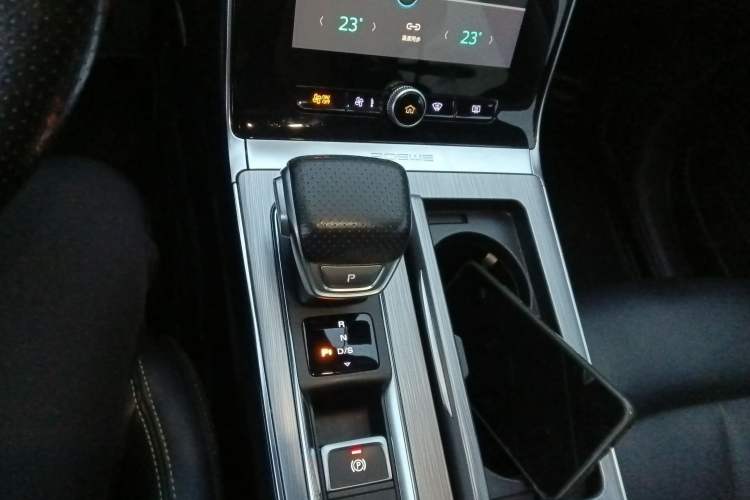 Used Roewe RX5 2020 PLUS 300TGI Automatic Ali National Trend Flagship Edition Gear Lever