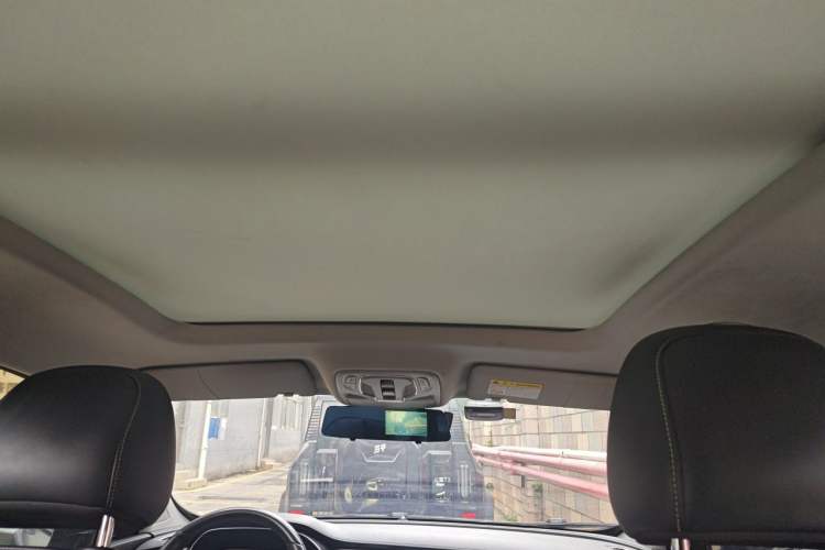 Used Roewe RX5 2020 PLUS 300TGI Automatic Ali National Style Ronglin Edition Headliner