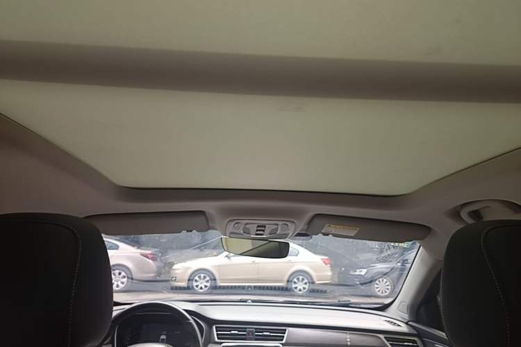 Used Roewe RX5 2020 PLUS 300TGI Automatic Ali National Trend Flagship Edition Headliner