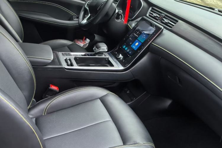 Used Roewe RX5 2020 PLUS 300TGI Automatic Ali National Style Ronglin Edition Interior 3