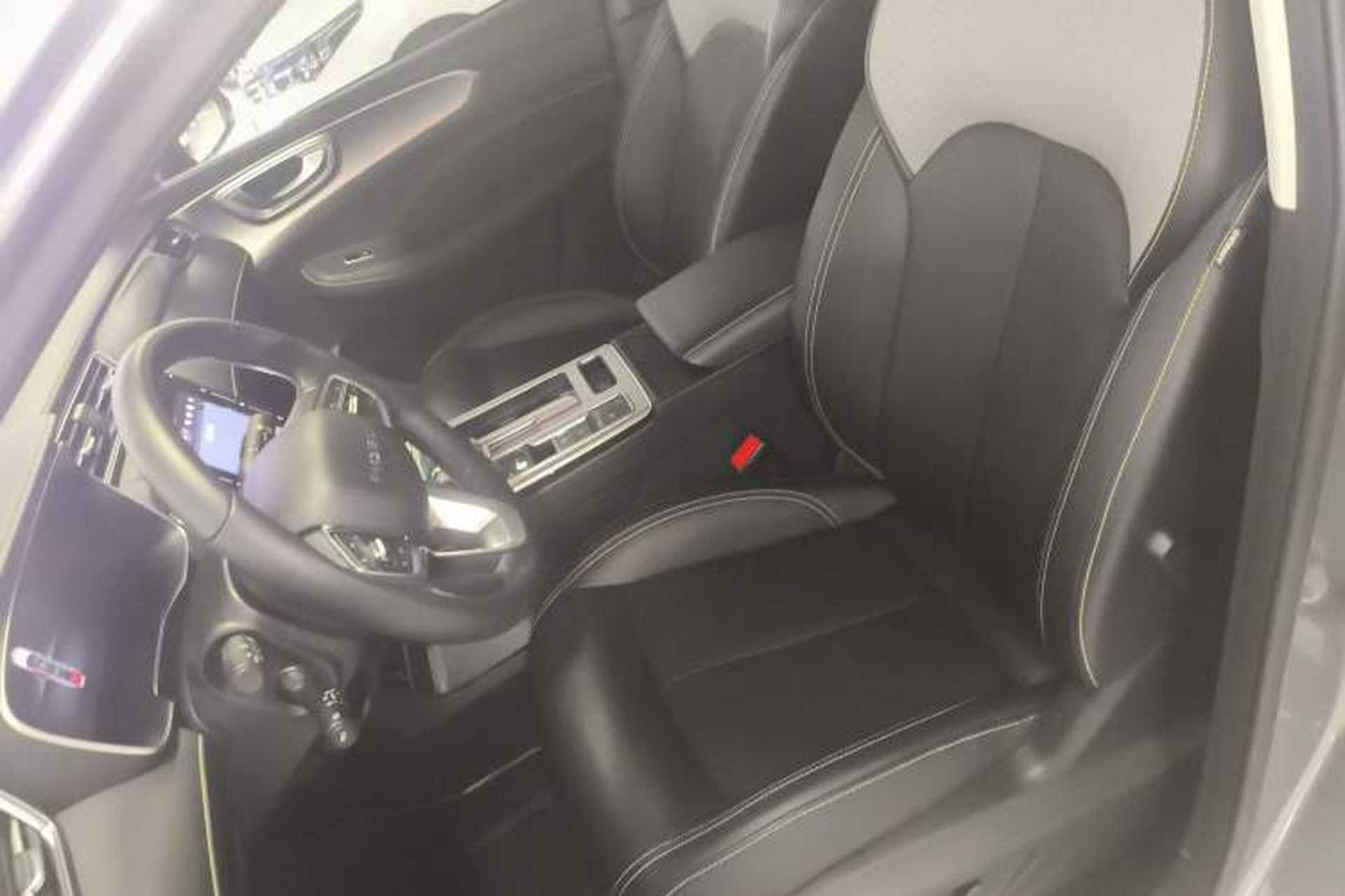 Used Roewe RX5 2020 PLUS 300TGI Automatic Ali National Trend Flagship Edition Left Front Seat