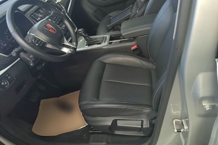 Used Roewe RX5 2020 20T Automatic 4G Connected Million Edition Left Front Seat