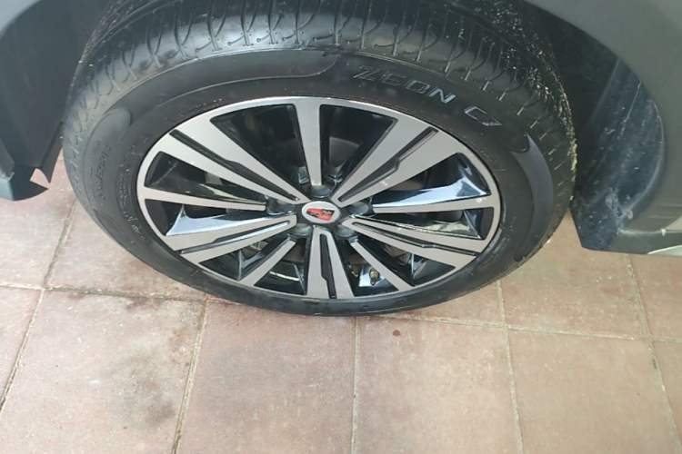 Used Roewe RX5 2020 20T Automatic 4G Connected Million Edition Left Front Wheel Hub