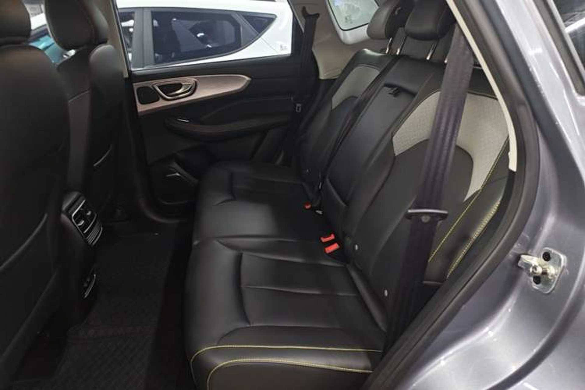 Used Roewe RX5 2020 PLUS 300TGI Automatic Ali National Style Luxury Edition Left Rear Seat