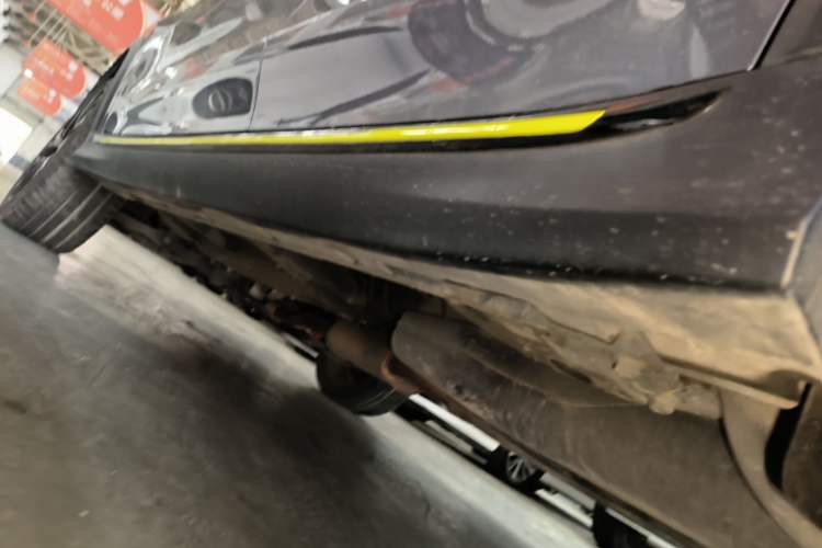 Used Roewe RX5 2020 PLUS 300TGI Automatic Ali National Style Ronglin Edition Left Side Sill