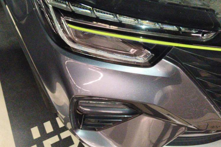Used Roewe RX5 2020 PLUS 300TGI Automatic Ali National Style Ronglin Edition Right Front Headlight