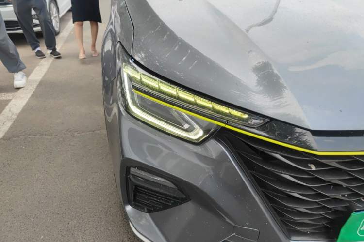 Used Roewe RX5 2020 PLUS 300TGI Automatic Ali National Trend Flagship Edition Right Front Headlight