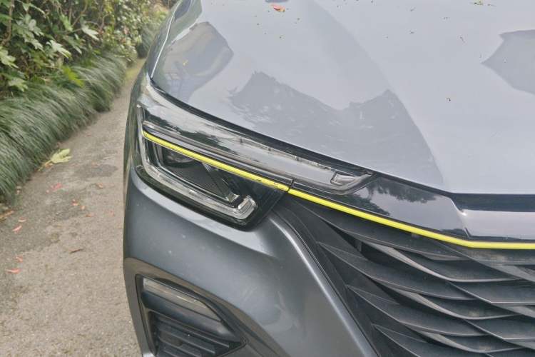 Used Roewe RX5 2020 PLUS 300TGI Automatic Ali National Trend Flagship Edition Right Front Headlight