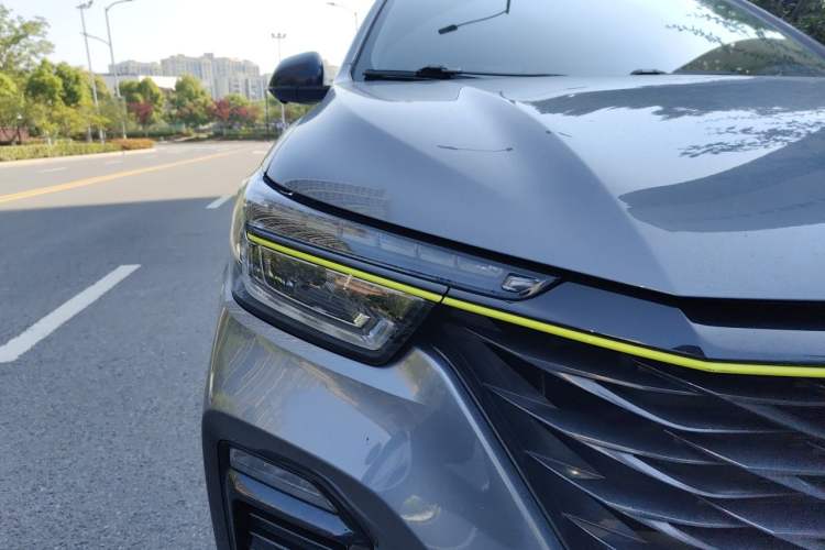 Used Roewe RX5 2020 PLUS 300TGI Automatic Ali National Trend Flagship Edition Right Front Headlight