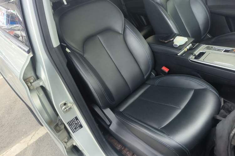 Used Roewe RX5 2020 PLUS 300TGI Automatic Ali National Trend Flagship Edition Right Front Seat