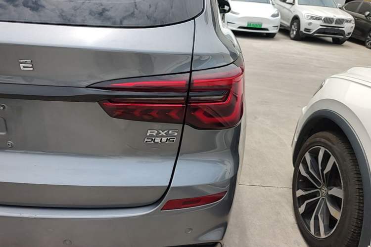 Used Roewe RX5 2020 PLUS 300TGI Automatic Ali National Style Ronglin Edition Right Rear Taillight
