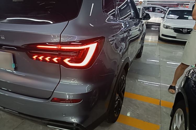 Used Roewe RX5 2020 PLUS 300TGI Automatic Ali National Trend Flagship Edition Right Rear Taillight