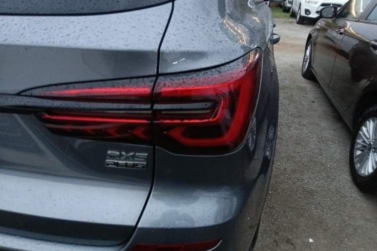 Used Roewe RX5 2020 PLUS 300TGI Automatic Ali National Trend Flagship Edition Right Rear Taillight
