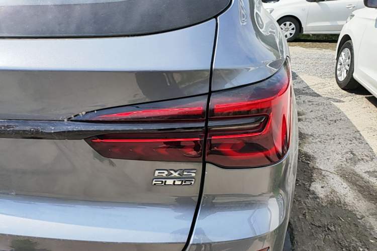 Used Roewe RX5 2020 PLUS 300TGI Automatic Ali National Trend Flagship Edition Right Rear Taillight
