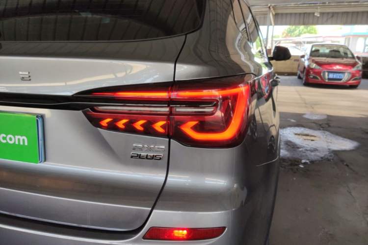 Used Roewe RX5 2020 PLUS 300TGI Automatic Ali National Trend Flagship Edition Right Rear Taillight