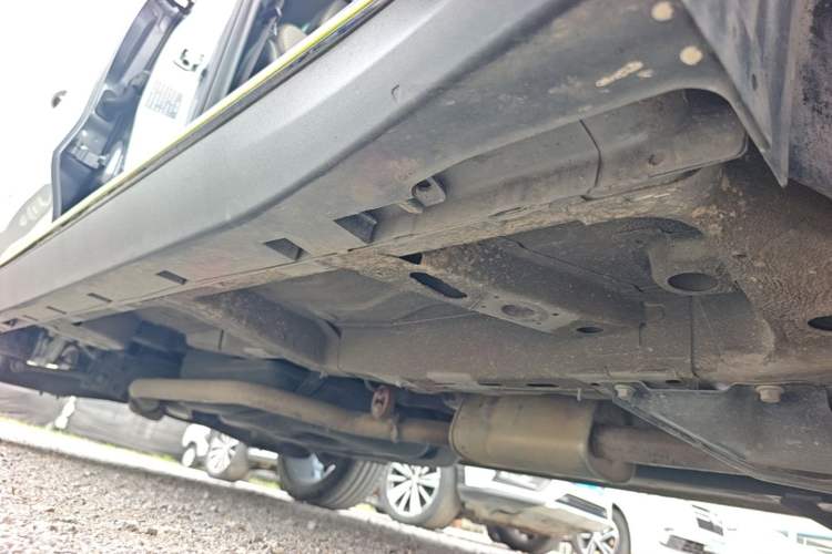 Used Roewe RX5 2020 PLUS 300TGI Automatic Ali National Style Ronglin Edition Right Side Sill
