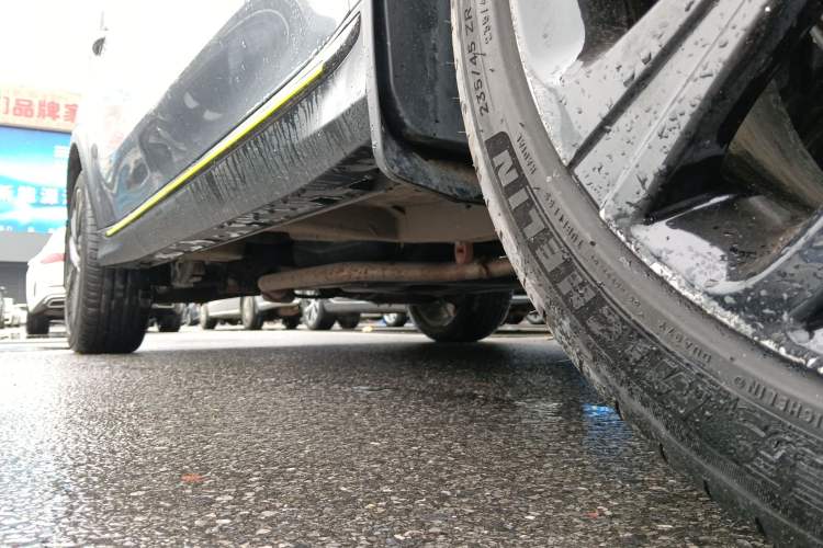 Used Roewe RX5 2020 PLUS 300TGI Automatic Ali National Style Ronglin Edition Right Side Sill