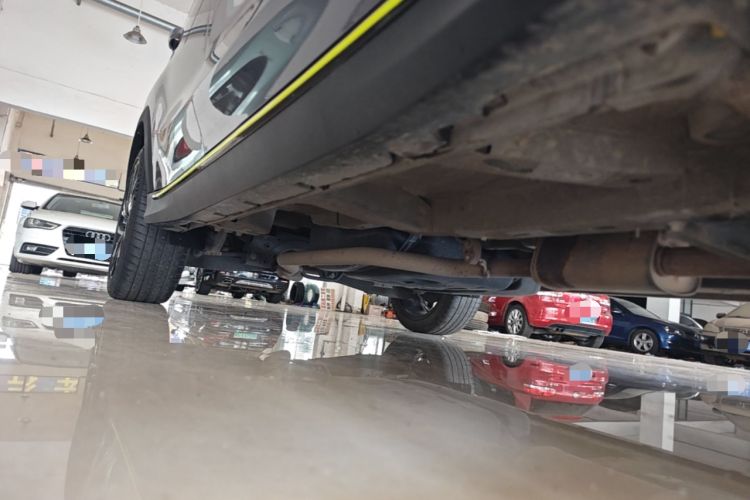 Used Roewe RX5 2020 PLUS 300TGI Automatic Ali National Style Ronglin Edition Right Side Sill