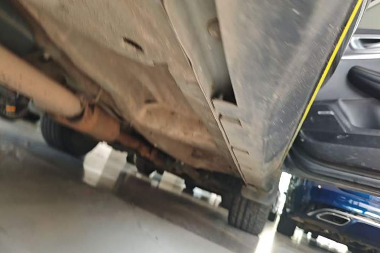 Used Roewe RX5 2020 PLUS 300TGI Automatic Ali National Style Luxury Edition Right Side Sill