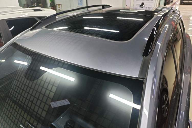 Used Roewe RX5 2020 PLUS 300TGI Automatic Ali National Style Luxury Edition Roof