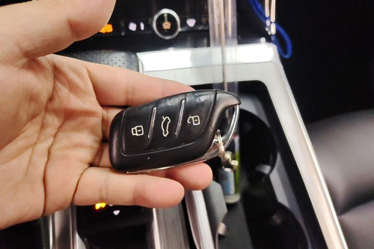 Used Roewe RX5 2020 PLUS 300TGI Automatic Ali National Trend Flagship Edition Vehicle Key