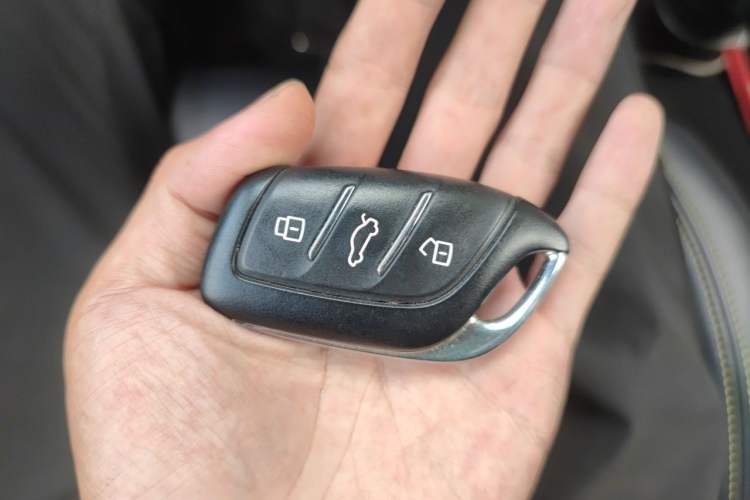 Used Roewe RX5 2020 PLUS 300TGI Automatic Ali National Trend Flagship Edition Vehicle Key