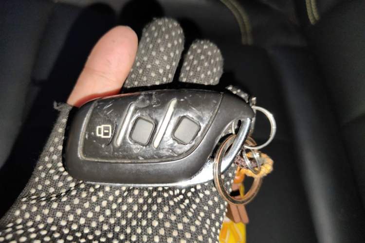 Used Roewe RX5 2020 PLUS 300TGI Automatic Ali National Style Ronglin Edition Vehicle Key