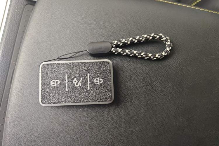Used Roewe RX5 2020 PLUS 300TGI Automatic Ali National Style Ronglin Edition Vehicle Key