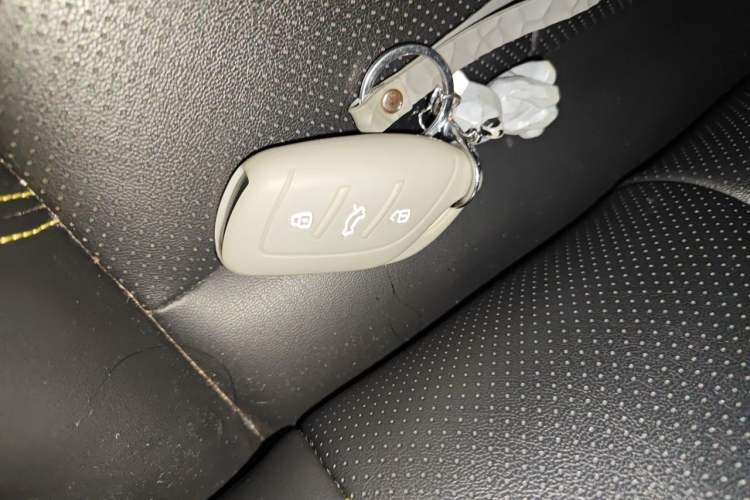 Used Roewe RX5 2020 PLUS 300TGI Automatic Ali National Trend Flagship Edition Vehicle Key