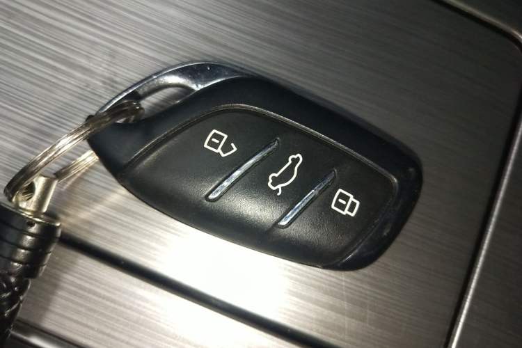 Used Roewe RX5 2020 PLUS 300TGI Automatic Ali National Style Ronglin Edition Vehicle Key