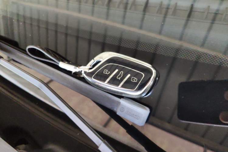 Used Roewe RX5 2020 PLUS 300TGI Automatic Ali National Trend Flagship Edition Vehicle Key