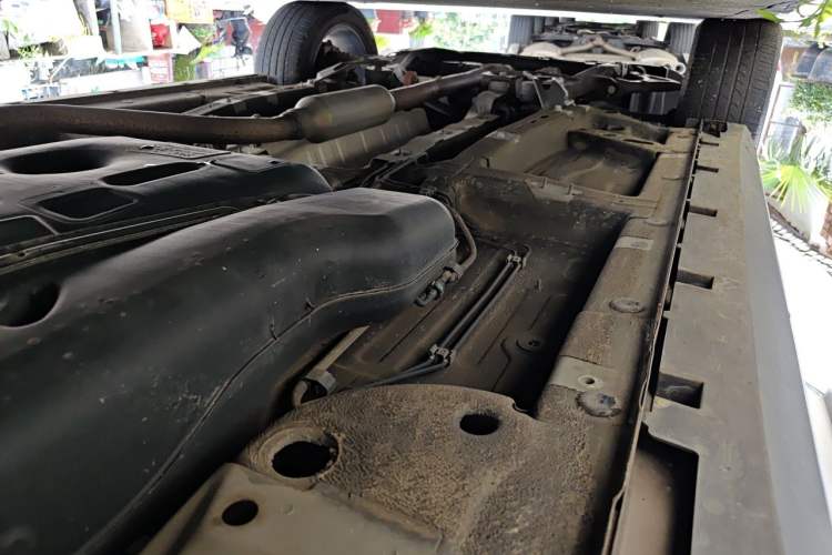 Used Roewe RX5 2020 20T Automatic 4G Connect Superior Flagship Edition Chassis Rear Left