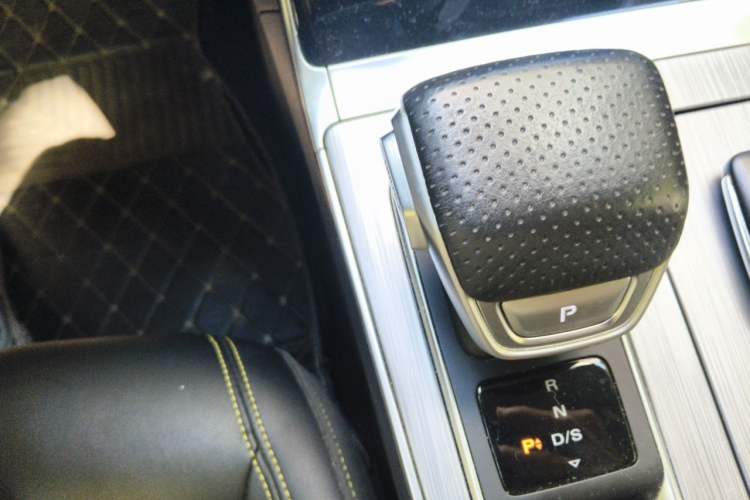 Used Roewe RX5 2020 PLUS 300TGI Automatic Ali National Trend Flagship Edition Gear Lever