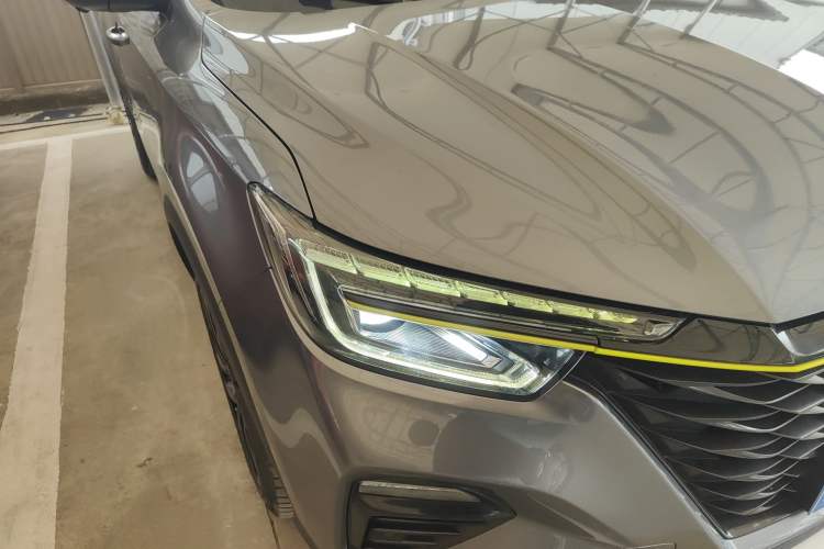 Used Roewe RX5 2020 PLUS 300TGI Automatic Ali National Style Ronglin Edition Right Front Headlight