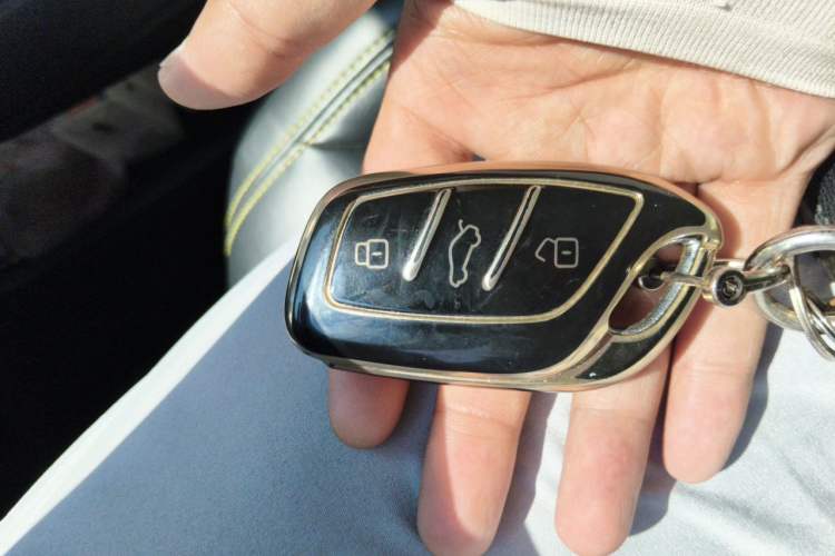 Used Roewe RX5 2020 PLUS 300TGI Automatic Ali National Style Ronglin Edition Vehicle Key