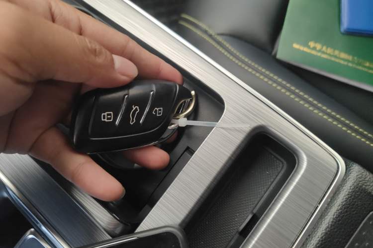 Used Roewe RX5 2020 PLUS 300TGI Automatic Ali National Style Ronglin Edition Vehicle Key