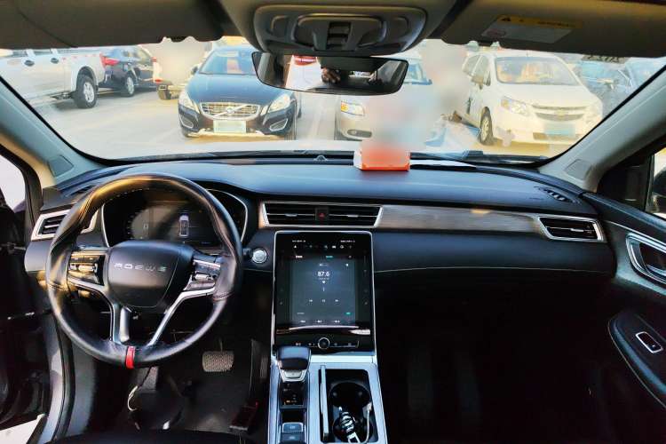 Used Roewe RX5 2020 PLUS 300TGI Automatic Ali National Trend Flagship Edition Interior 2