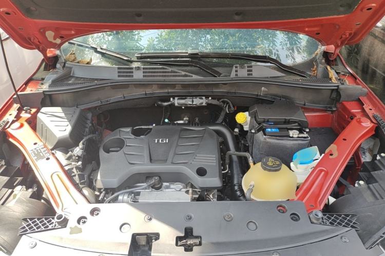Used Roewe RX5 2020 20T Automatic 4G Connect Superior Flagship Edition Engine Bay