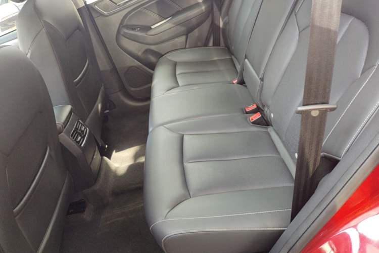 Used Roewe RX5 2020 20T Automatic 4G Connect Superior Flagship Edition Left Rear Seat