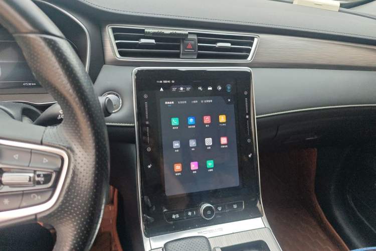 Used Roewe RX5 2020 20T Automatic Ali Smart Network Beyond Flagship Edition Audio And AC Panel