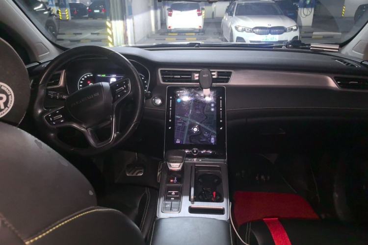 Used Roewe RX5 2020 PLUS 300TGI Automatic Ali National Style Ronglin Edition Center Console