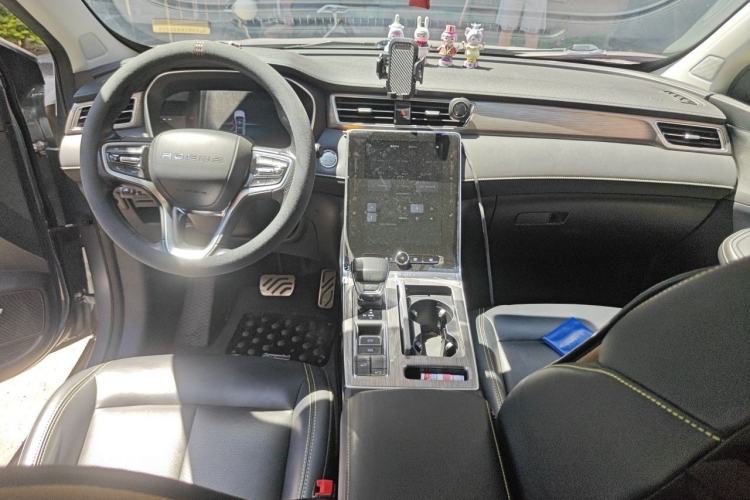 Used Roewe RX5 2020 PLUS 300TGI Automatic Ali National Style Ronglin Edition Center Console