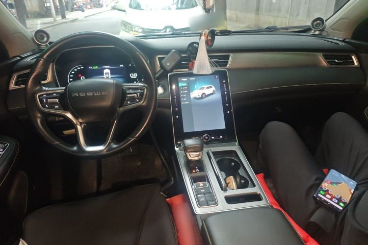Used Roewe RX5 2020 PLUS 300TGI Automatic Ali National Trend Flagship Edition Center Console