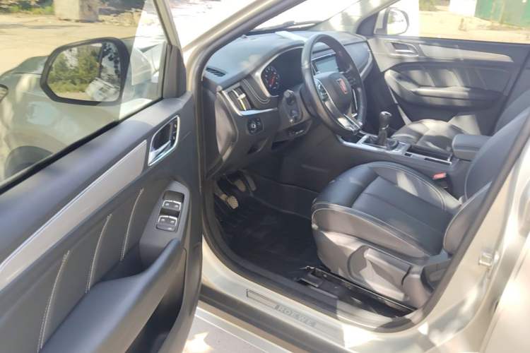 Used Roewe RX5 2020 20T Manual 4G Connect Super-Luxury Flagship Edition Driver Seat