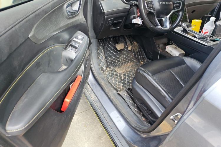 Used Roewe RX5 2020 PLUS 300TGI Automatic Ali National Trend Flagship Edition Driver Seat